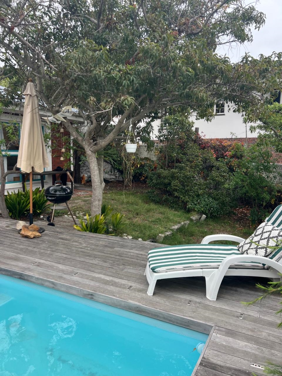 To Let 3 Bedroom Property for Rent in Kommetjie Western Cape